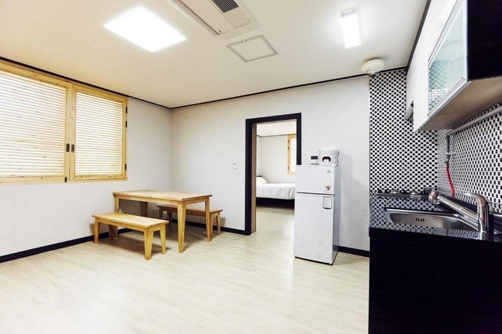 Daecheon Dazzle Pension Boryeong Room photo